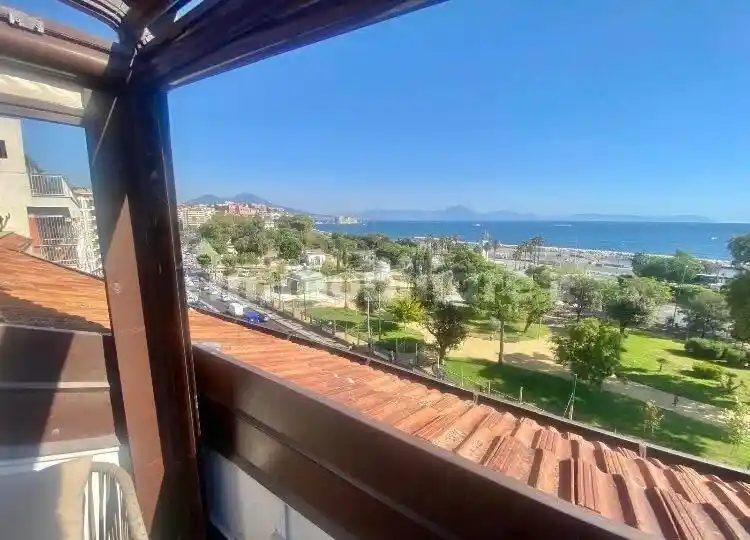 Attico - Mansarda in affitto a Napoli
