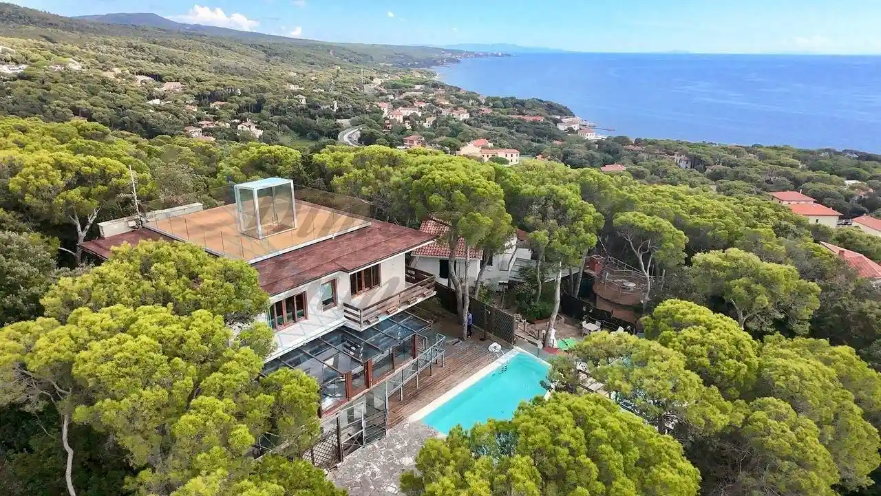 Villa in vendita a Livorno
