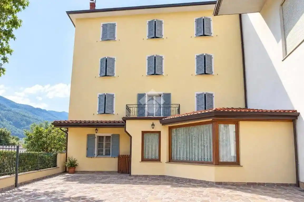 Casa indipendente in vendita a Langhirano