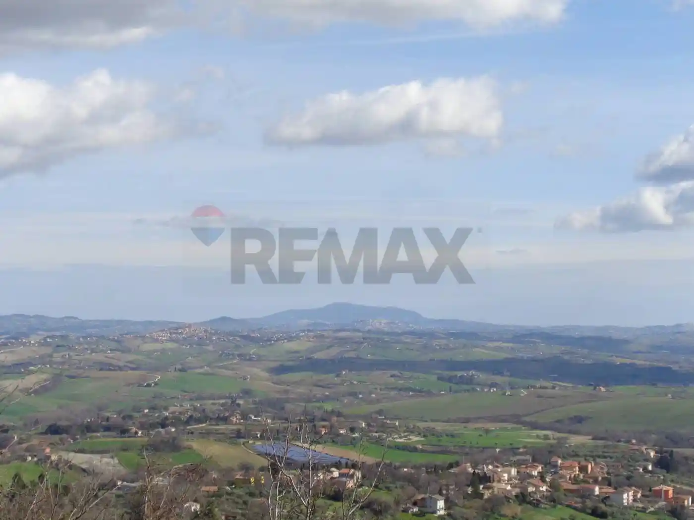 Rustico - Casale in vendita a Cingoli