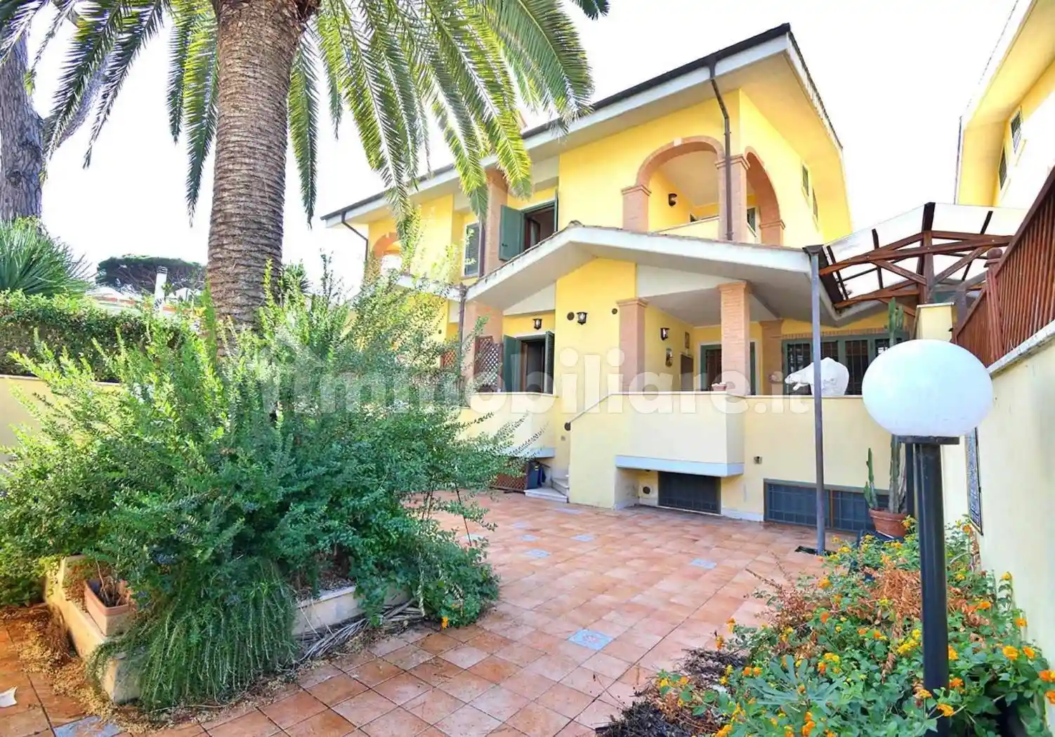 Villa in vendita a Fiumicino