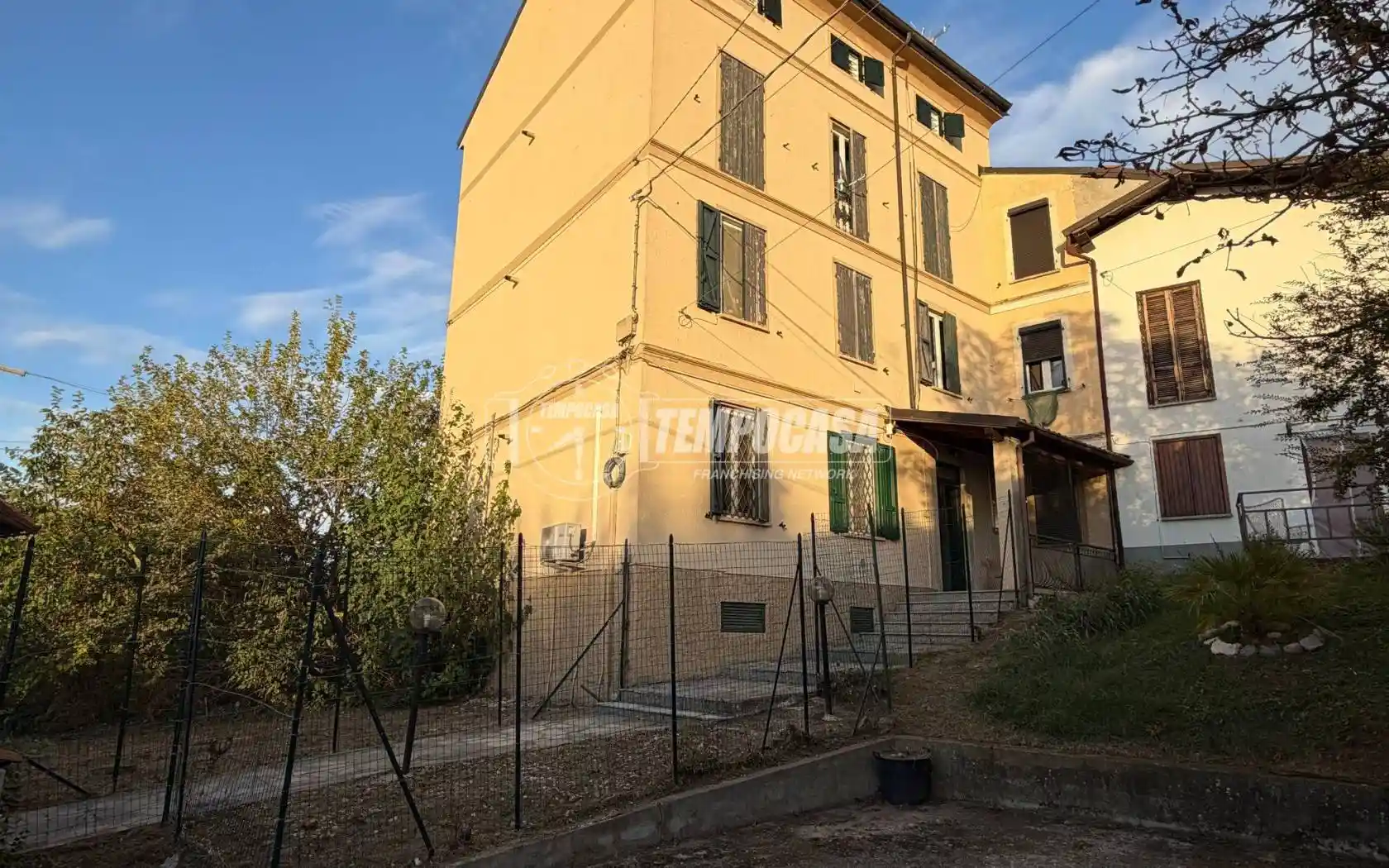 Palazzo - Edificio in vendita a Stradella