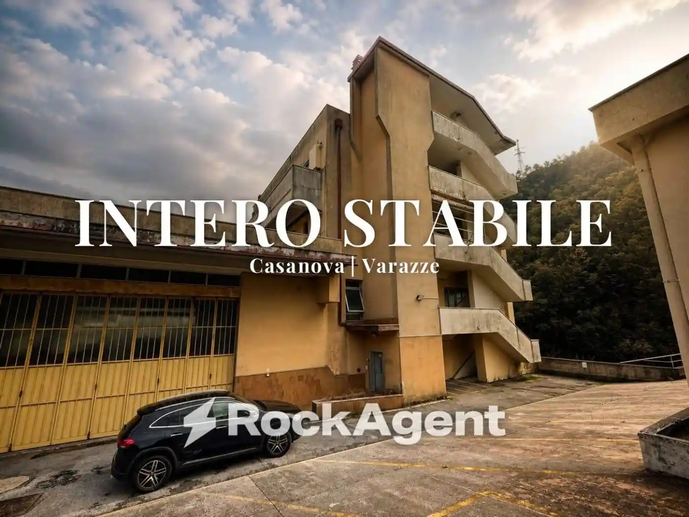 Palazzo - Edificio in vendita a Varazze