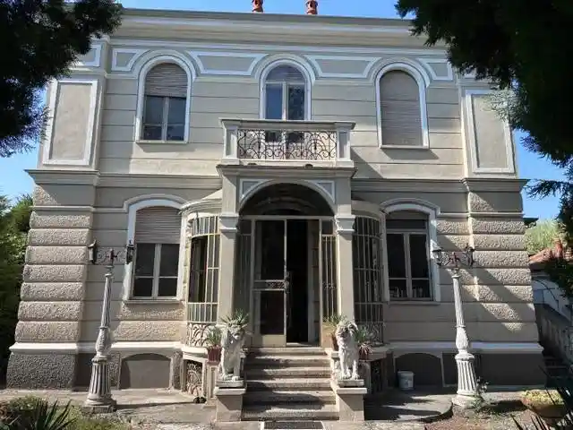 Villa in vendita a Tortona