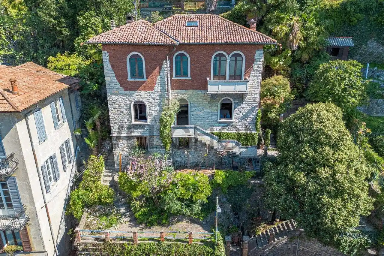 Villa in vendita a Blevio