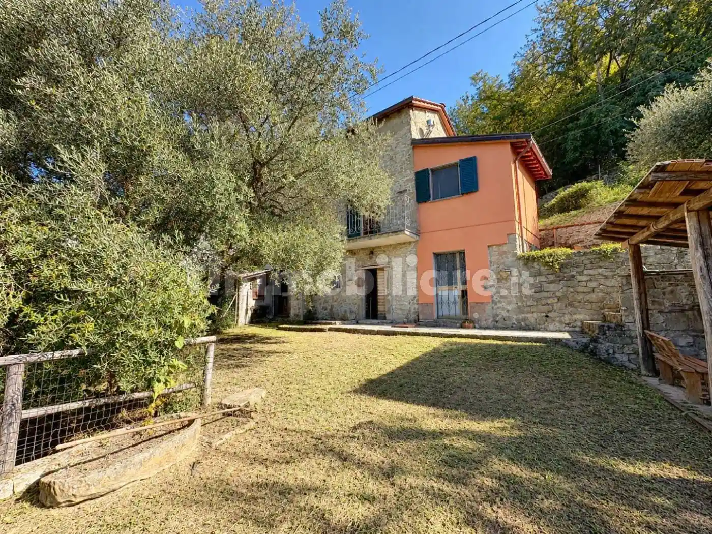 Casa indipendente in vendita a Bagni di Lucca