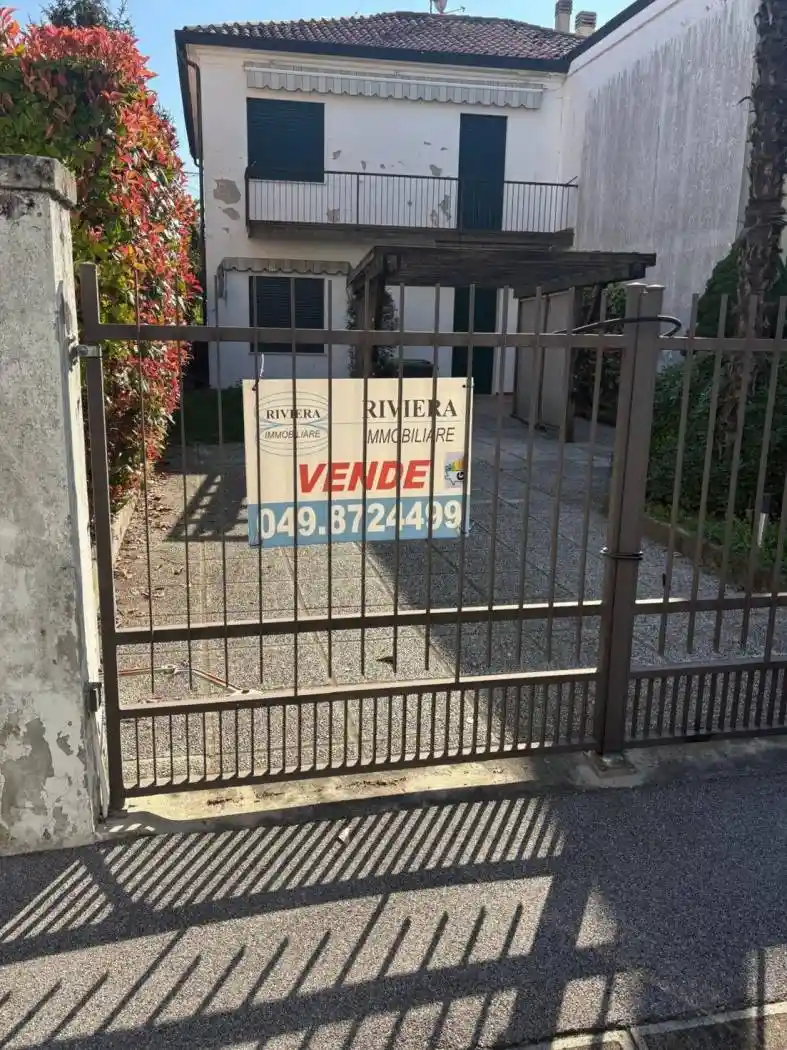 Casa indipendente in vendita a Padova