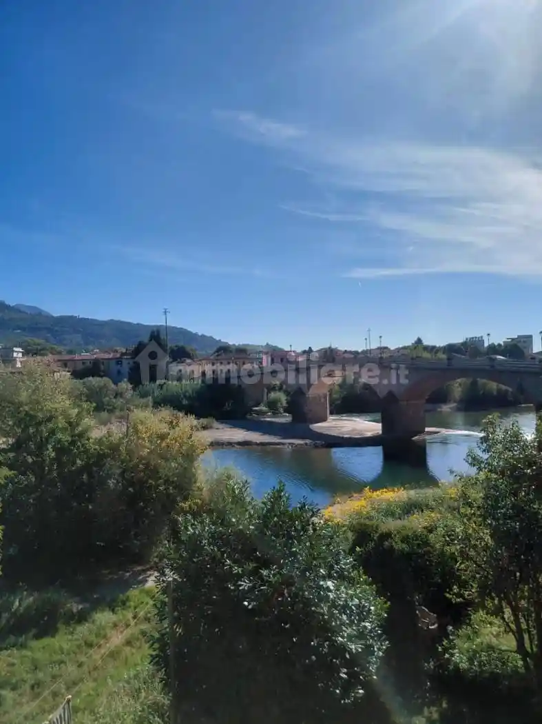 Appartamento in vendita a Lucca
