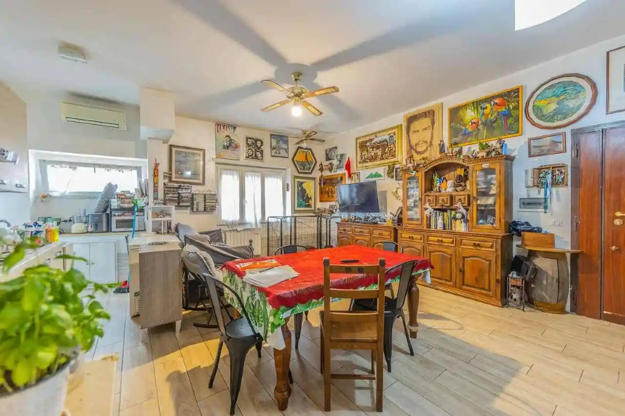 Appartamento in vendita a Roma