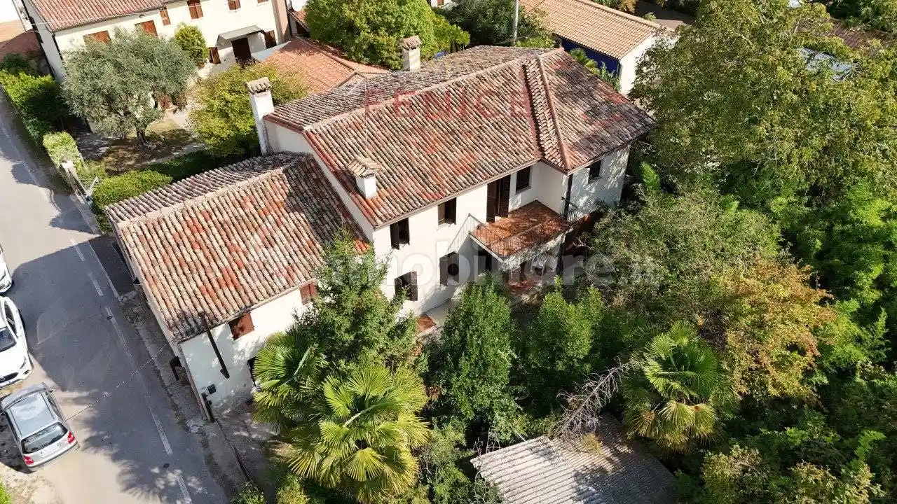Casa indipendente in vendita a Montebelluna