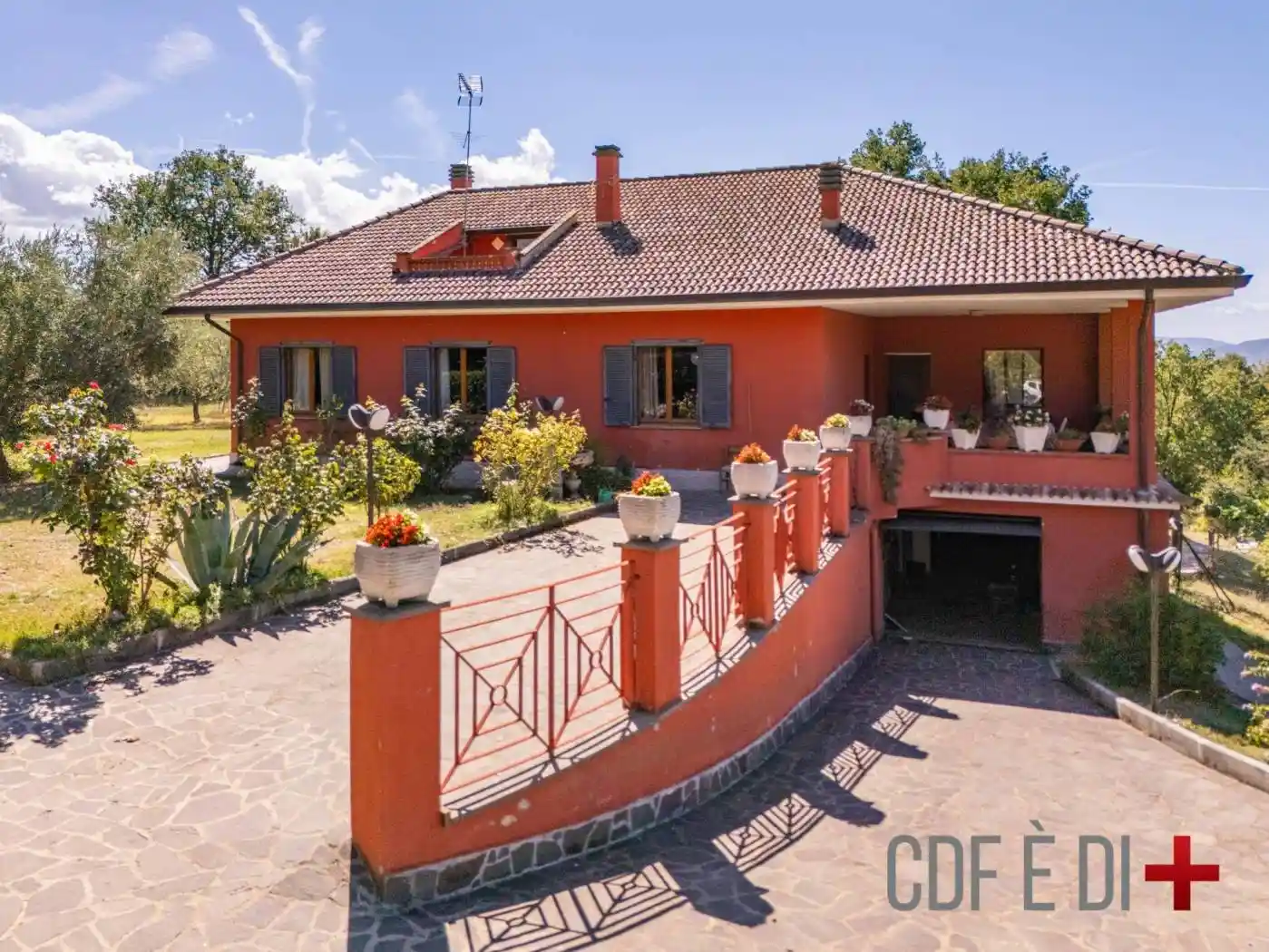 Villa in vendita a Rocca Sinibalda
