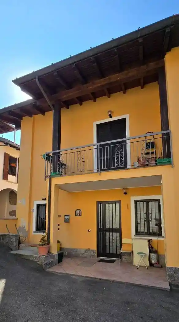 Casa indipendente in vendita a Taino