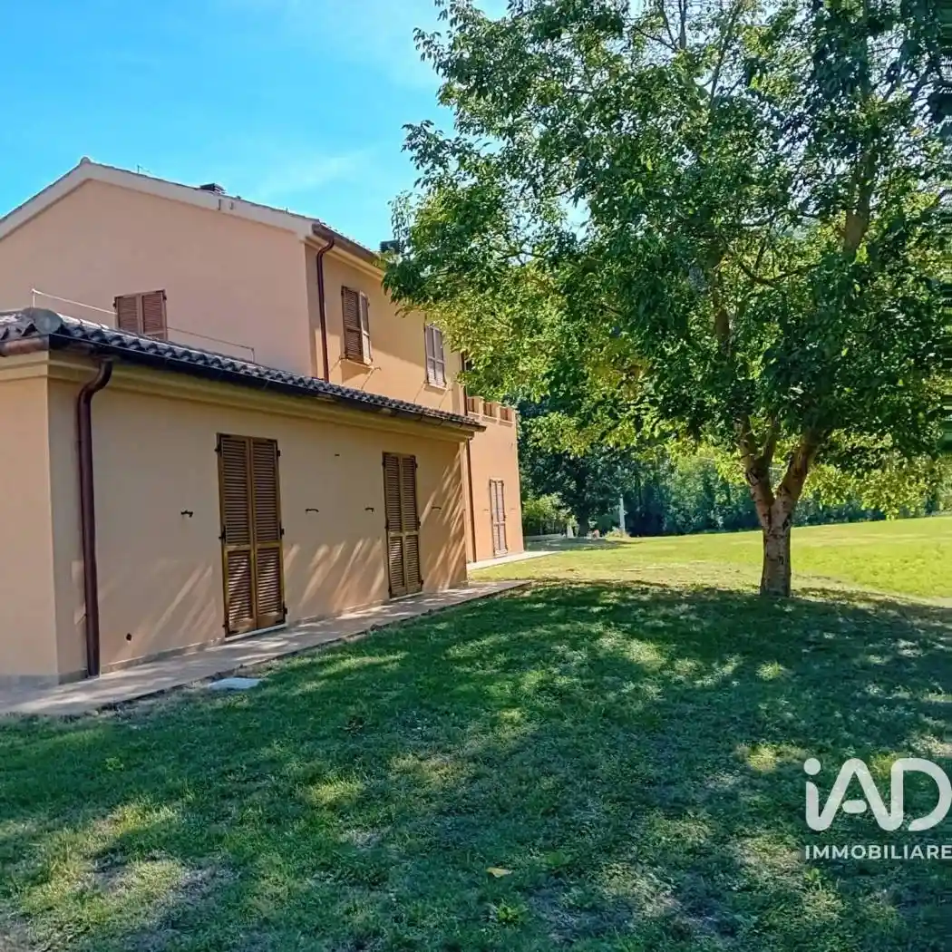 Villa in vendita a Macerata