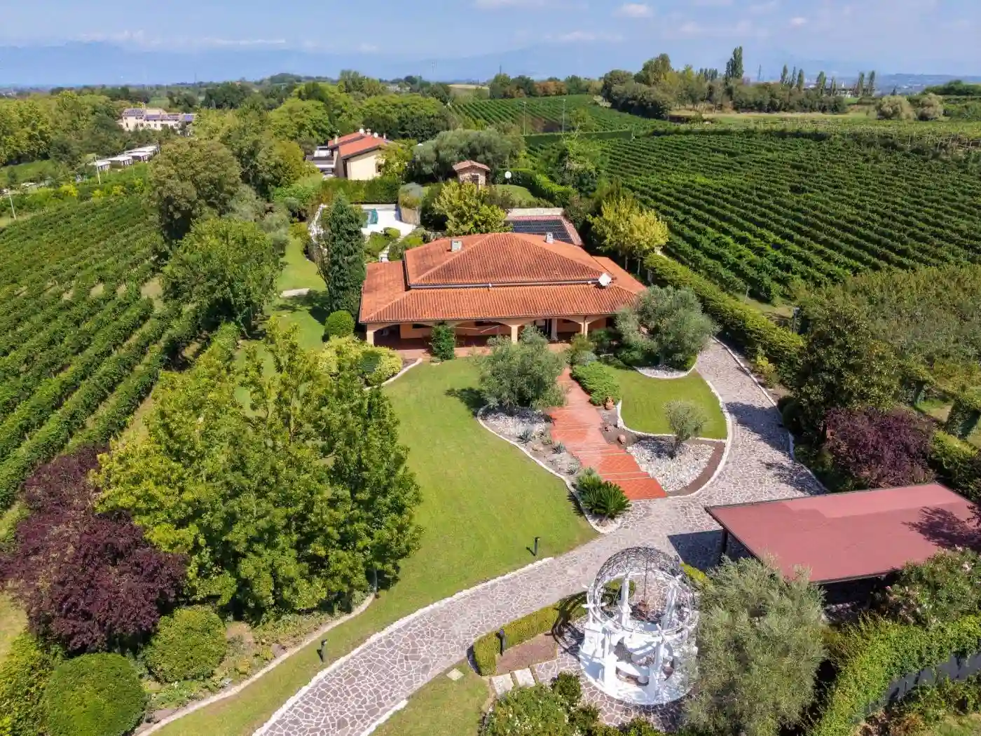 Villa - foto 2