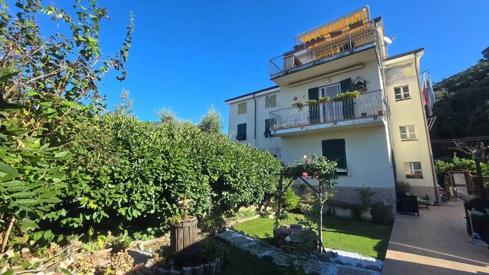 Appartamento in vendita a Framura