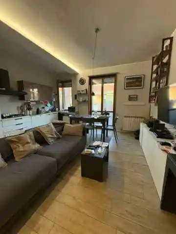 Appartamento in vendita a Piacenza