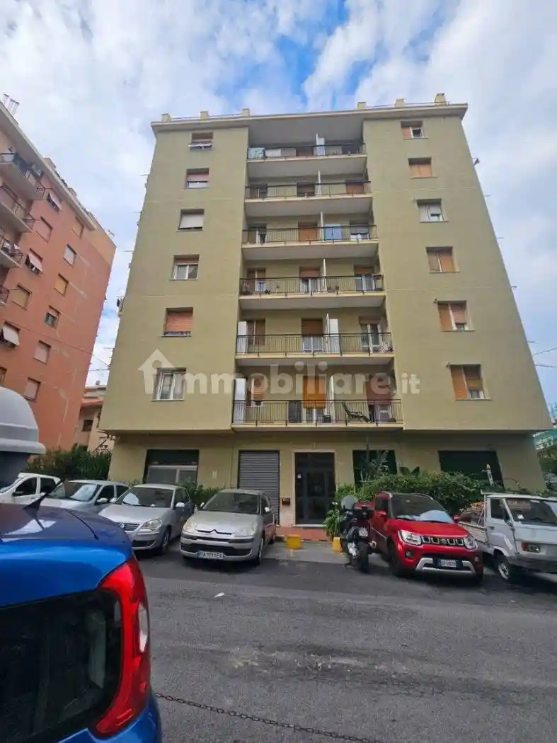 Appartamento in vendita a Genova