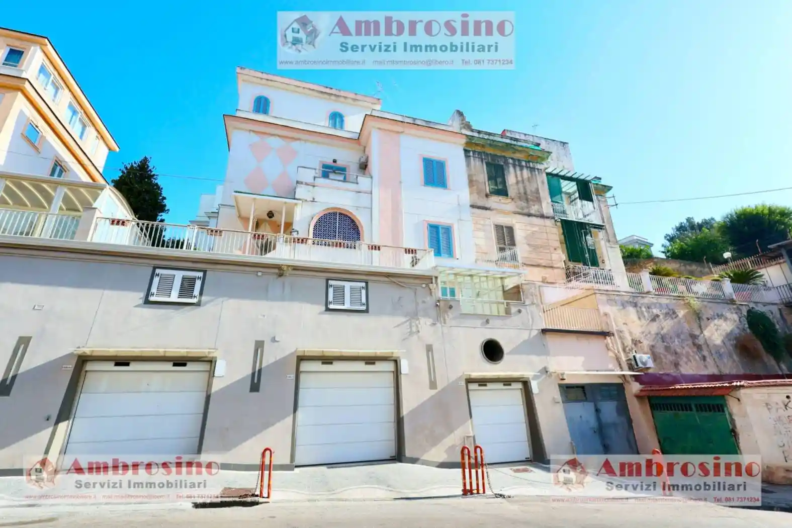 Villa in vendita a Napoli