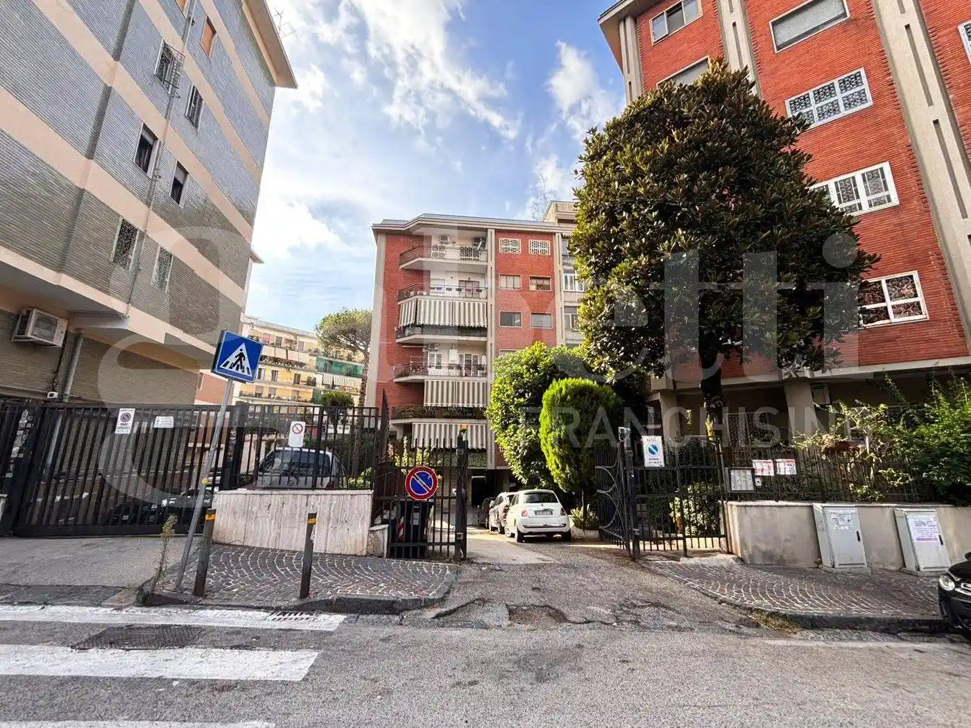 Appartamento in vendita a Napoli