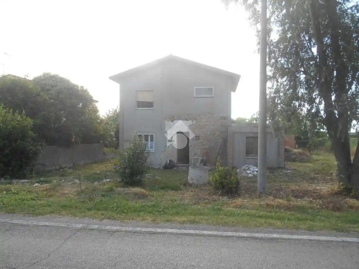 Casa indipendente in vendita a Lagosanto