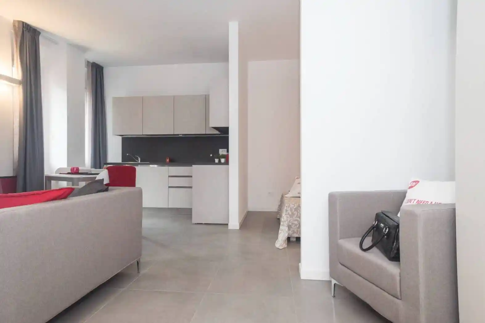 Palazzo - Edificio in affitto a Milano