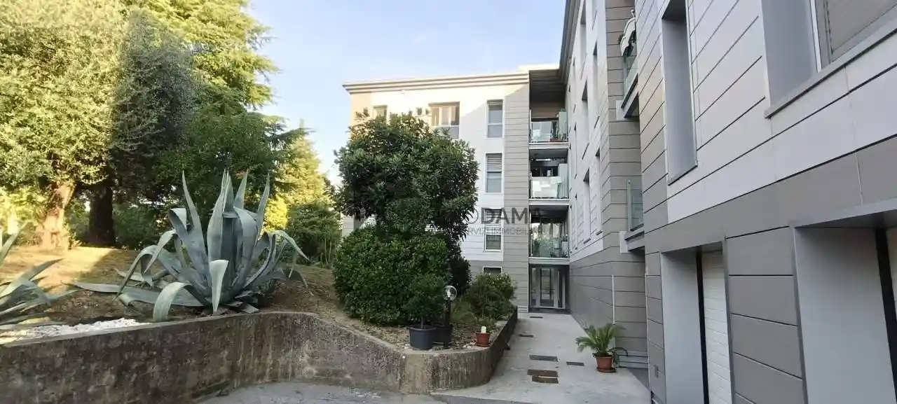 Appartamento in vendita a Desenzano del Garda