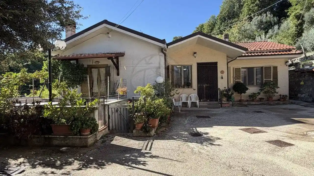 Villa in vendita a Terni