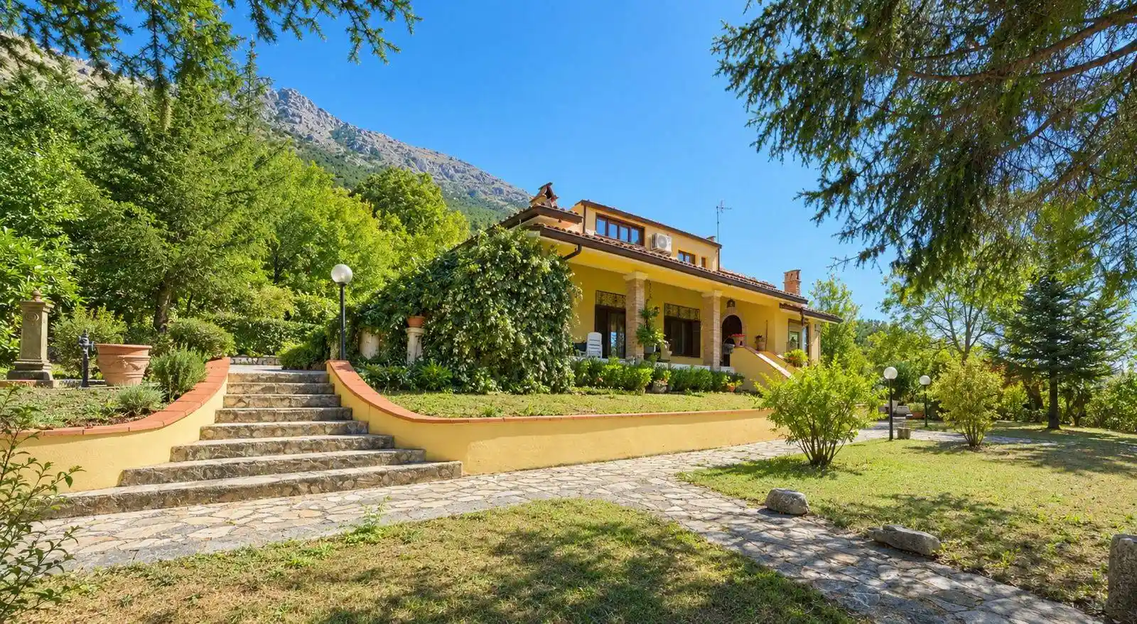 Villa in vendita a Avezzano