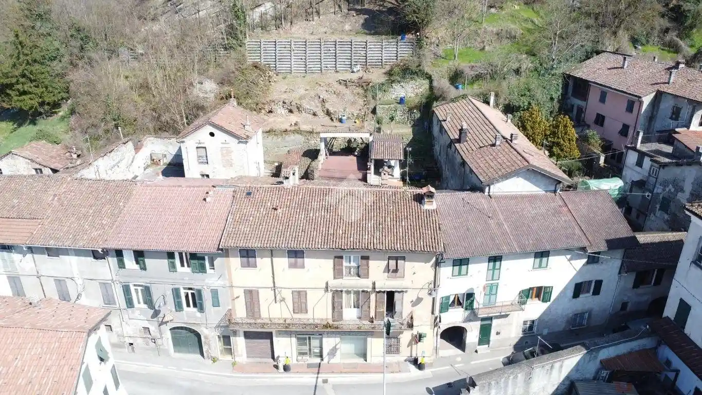 Appartamento in vendita a Gavi