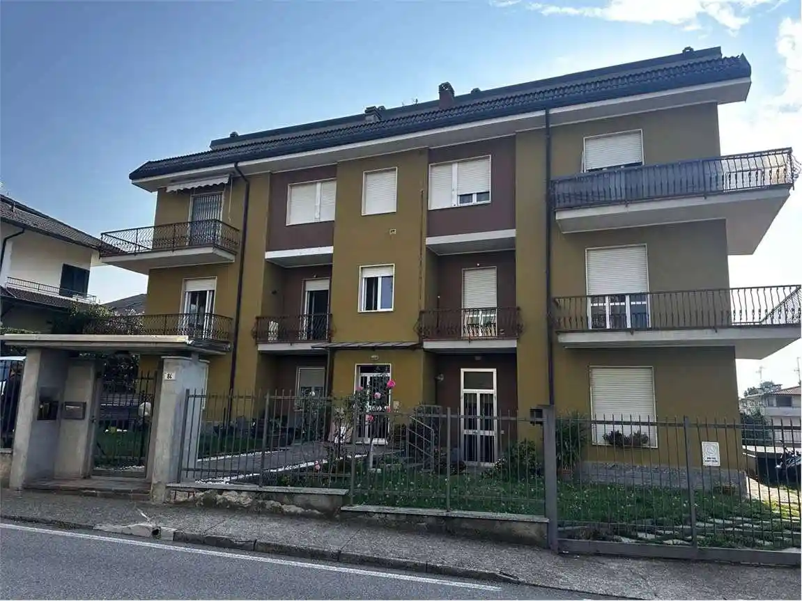 Appartamento in vendita a Alzate Brianza