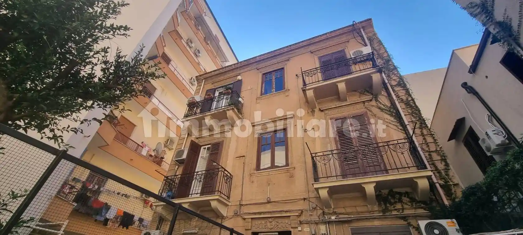 Appartamento in vendita a Palermo
