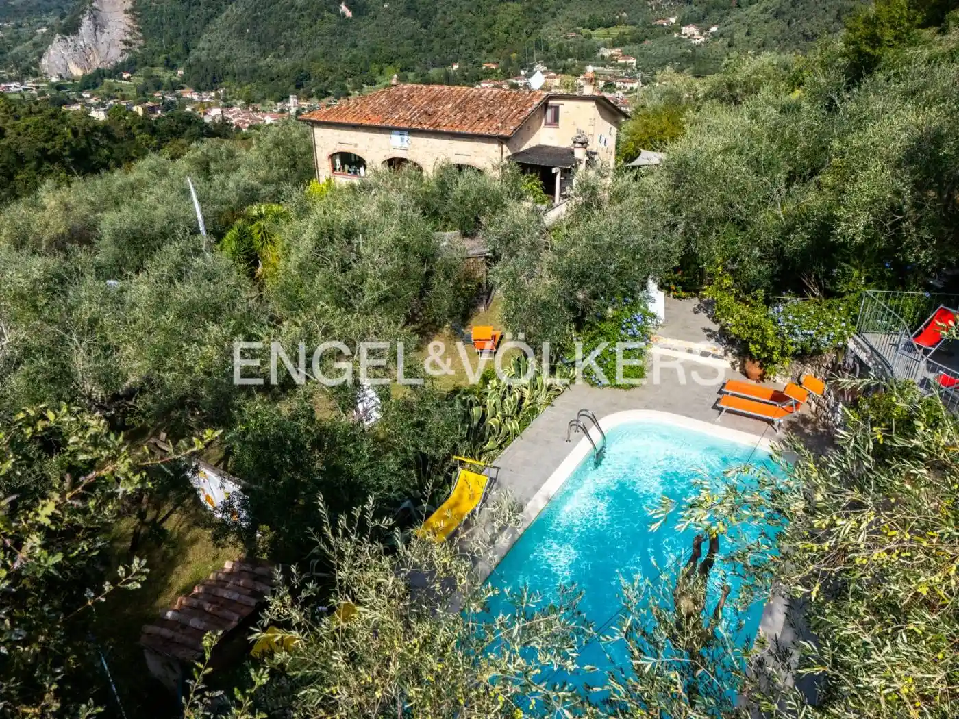Villa in vendita a Camaiore