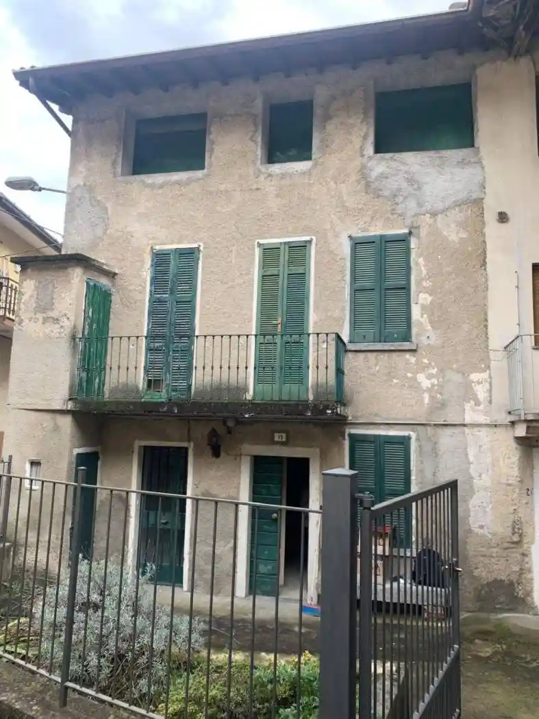Appartamento in vendita a Valbrona