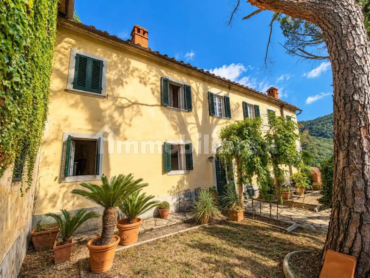 Villa in vendita a Pistoia