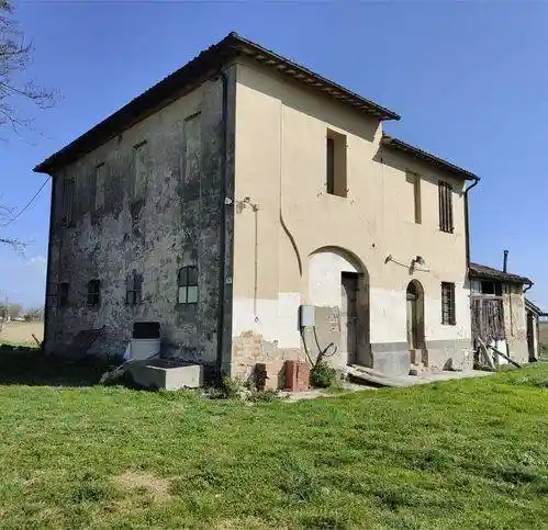 Rustico - Casale in vendita a Forlì