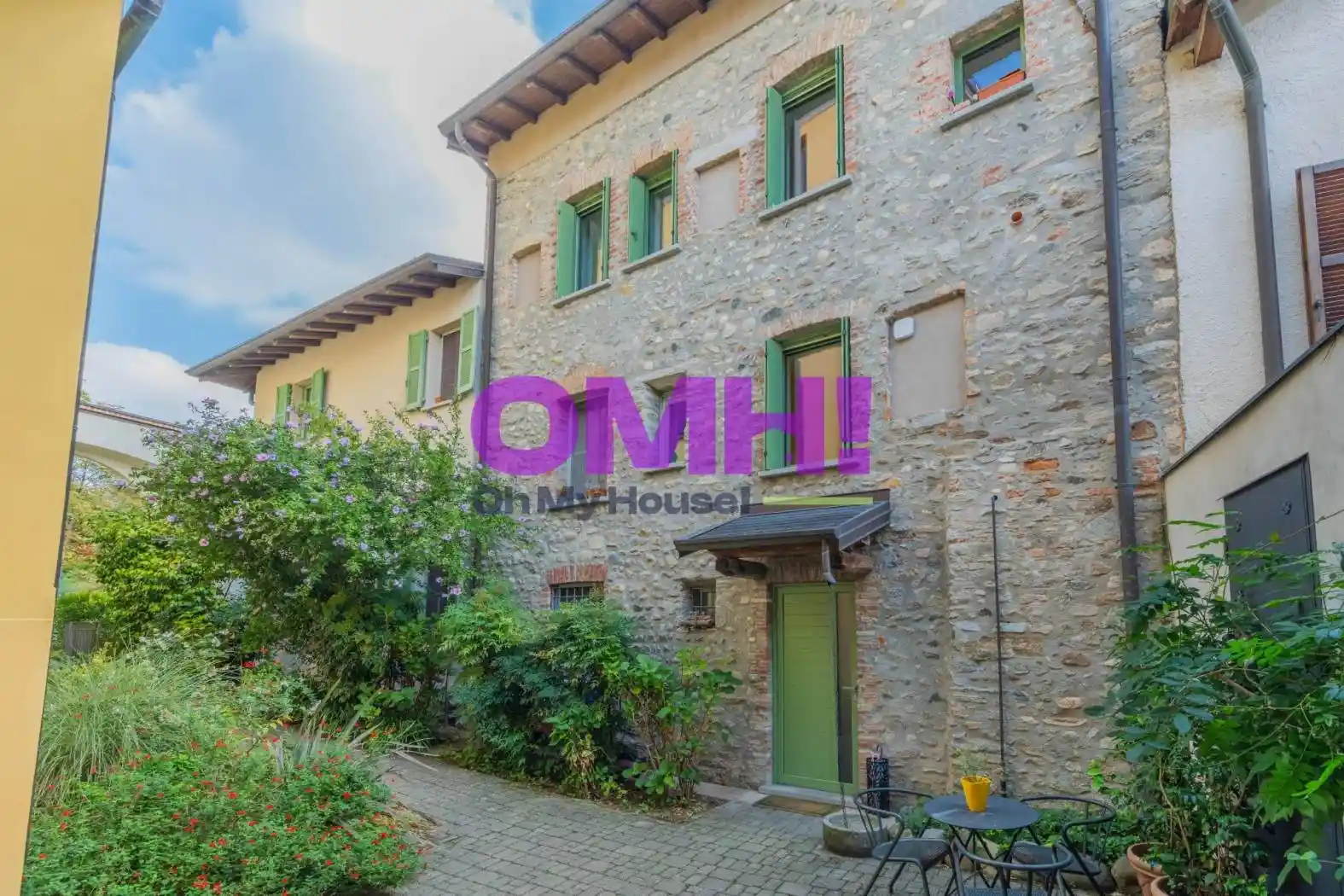 Casa indipendente in vendita a Crosio della Valle