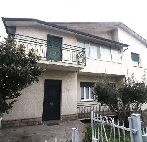 Villa in vendita a Savignano sul Rubicone