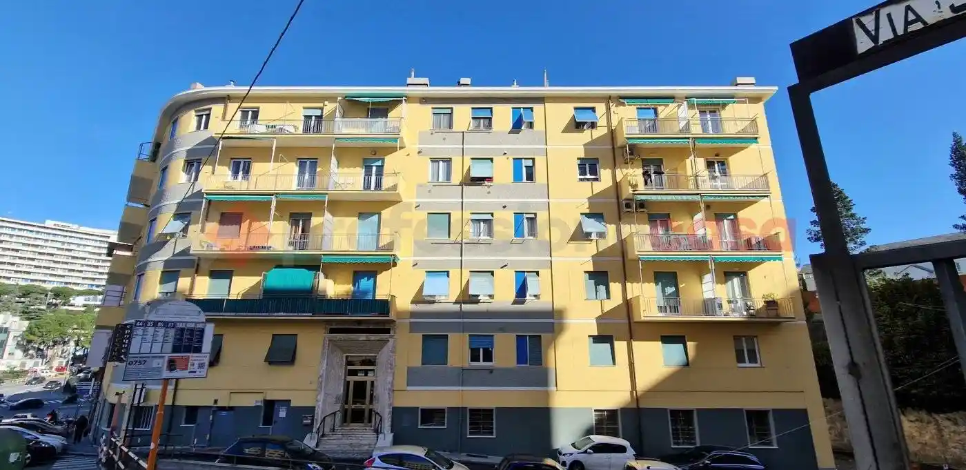 Appartamento in vendita a Genova