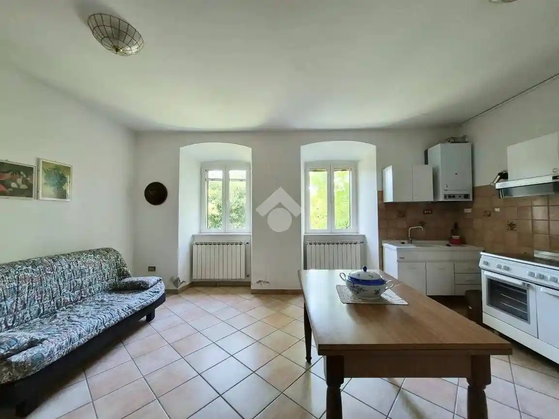 Casa indipendente in vendita a Fossato di Vico