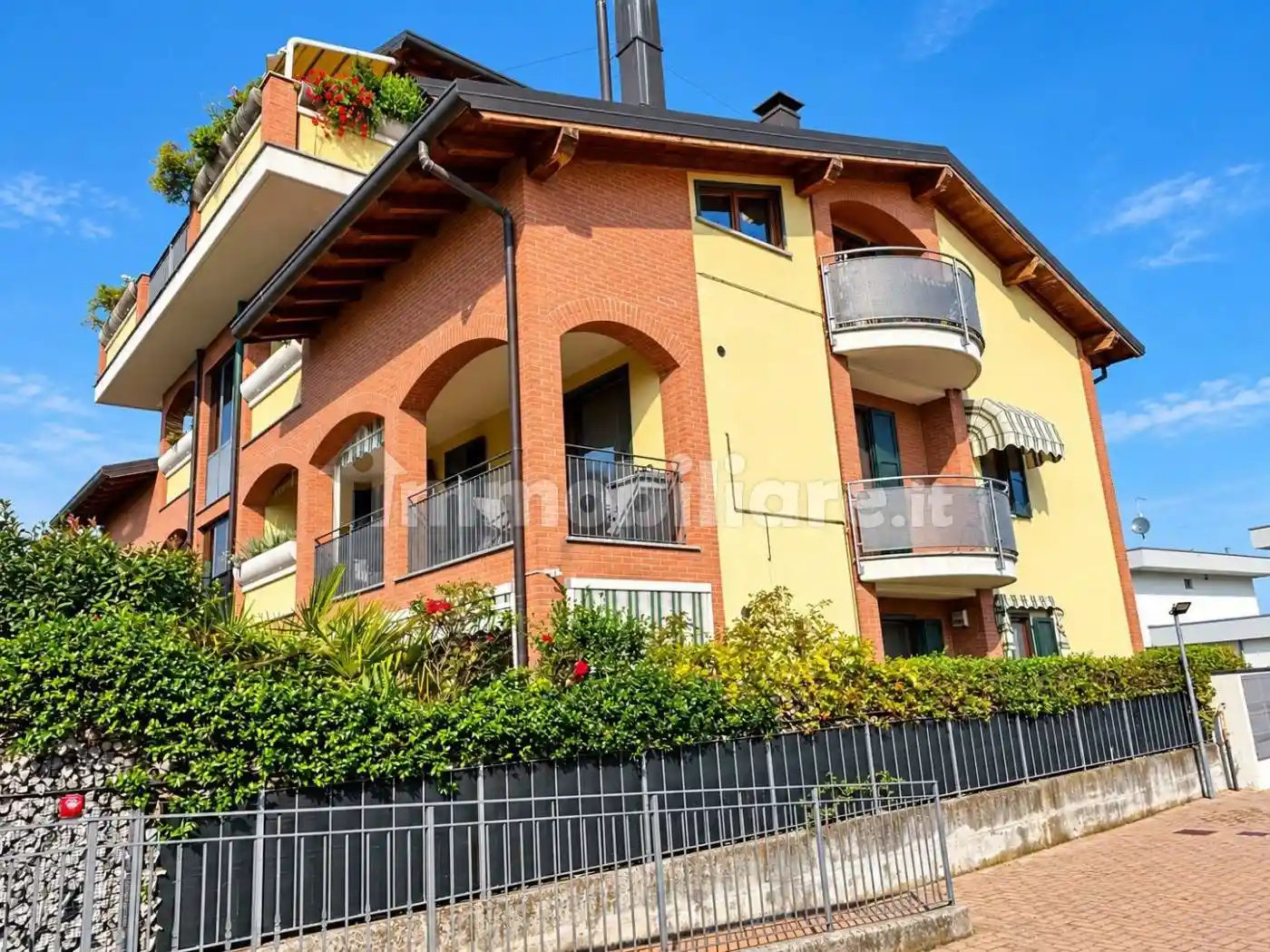 Appartamento in vendita a Busnago