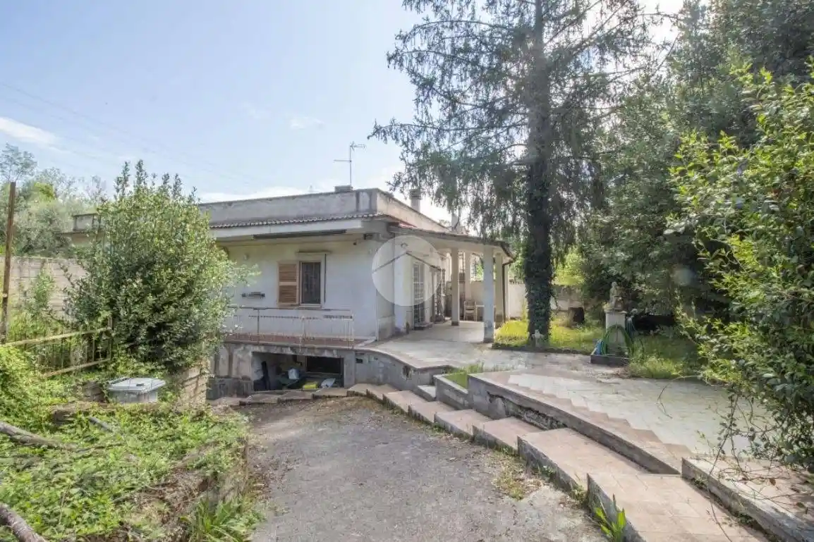Villa in vendita a Marcellina