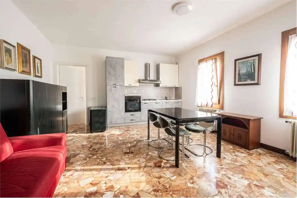 Appartamento in vendita a Venezia