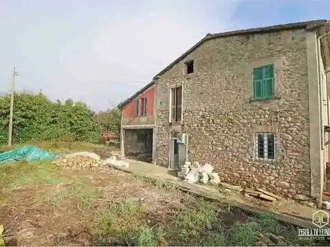 Rustico - Casale in vendita a Villafranca in Lunigiana