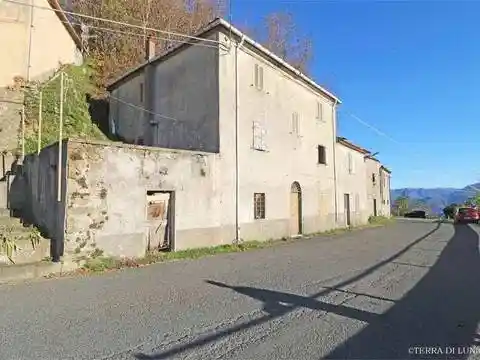 Villa in vendita a Pontremoli