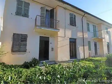 Villa in vendita a Filattiera
