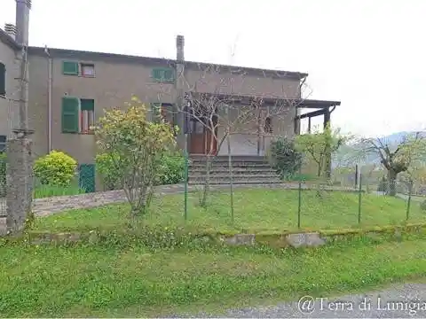 Rustico - Casale in vendita a Pontremoli