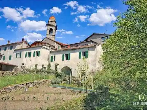 Rustico - Casale in vendita a Pontremoli