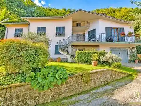 Villa in vendita a Pontremoli