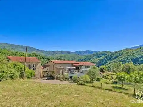 Rustico - Casale in vendita a Pontremoli