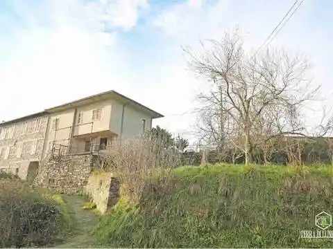 Villa in vendita a Tresana